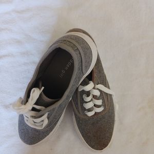 Madden Girl Sneakers size 8.5